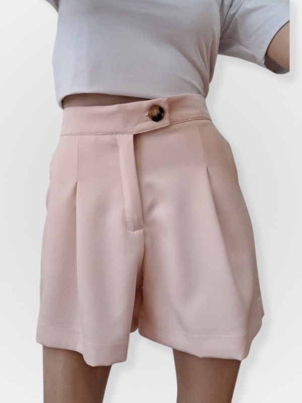 Short sastrero con pinzas