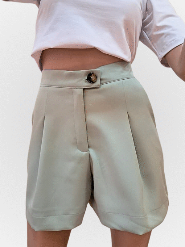 Short sastrero con pinzas