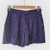 Short con pinzas rayado